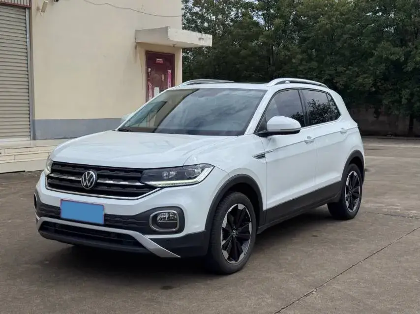 2021 Volkswagen Tacqua 1.2T 116HP L4 7DCT