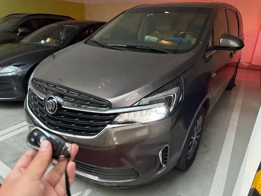 2021 Buick GL8 2.0T 237HP L4 9AT