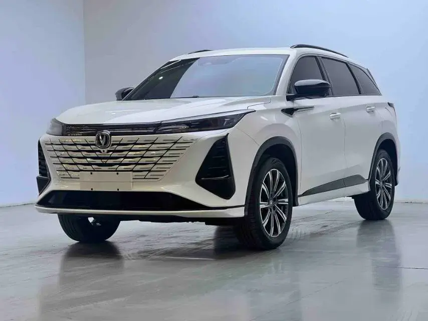 2024 ChangAn CS75 Plus 1.5T 188HP L4 8AT
