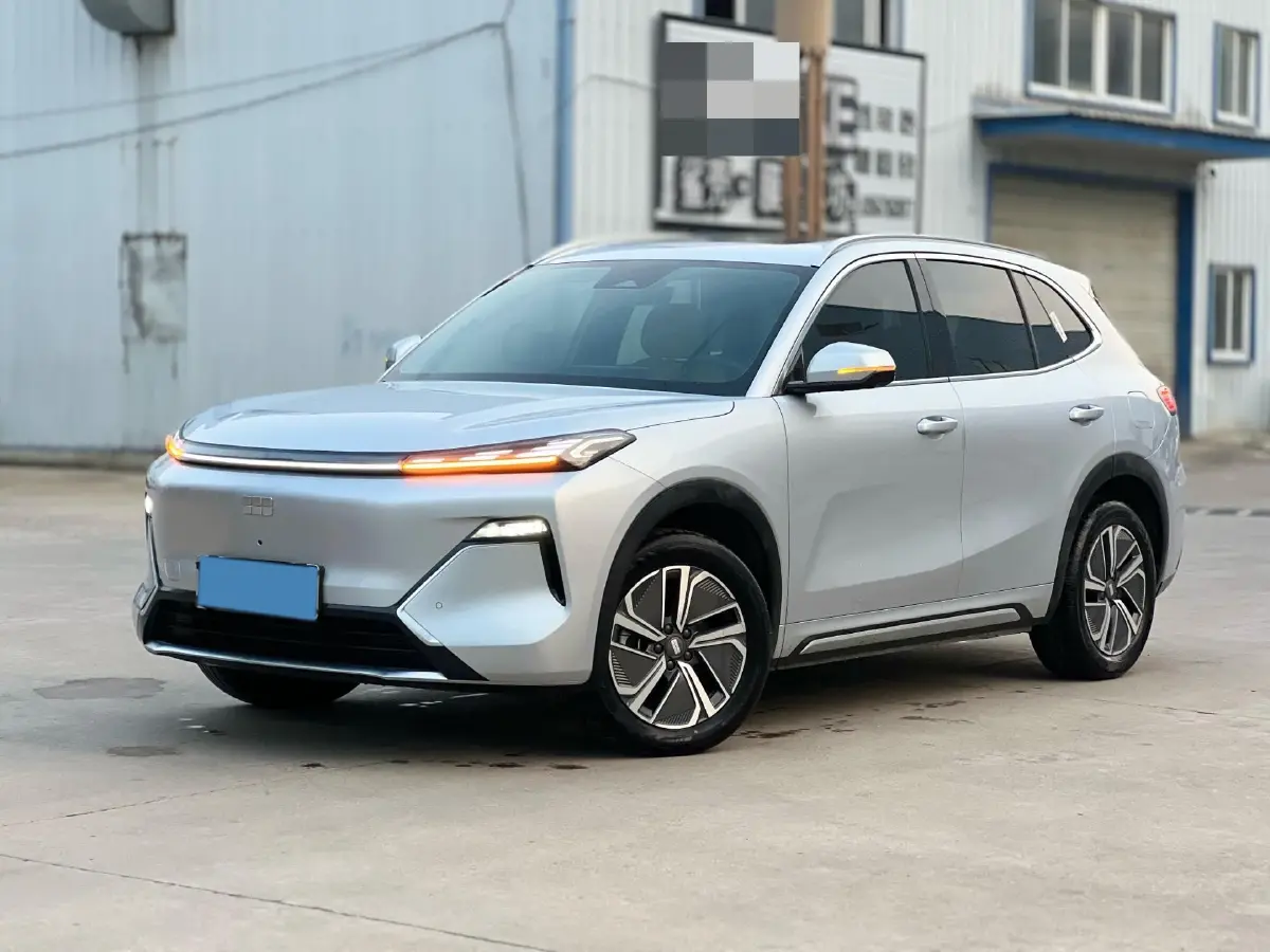 2025 BYD Sea Lion 05 DM-i 1.5L 101HP L4 E-CVT PHEV 18.3KWH