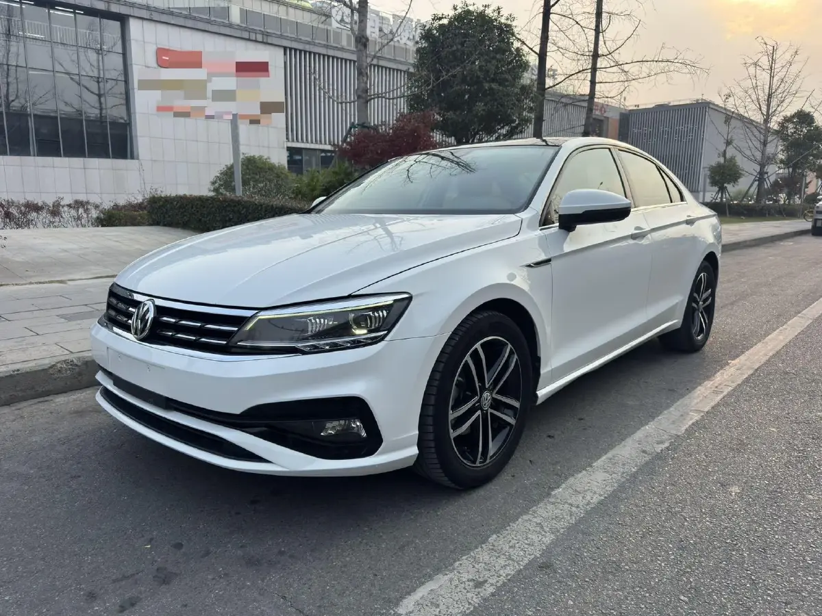 2019 Volkswagen Passat 1.4T 150HP L4 7DCT