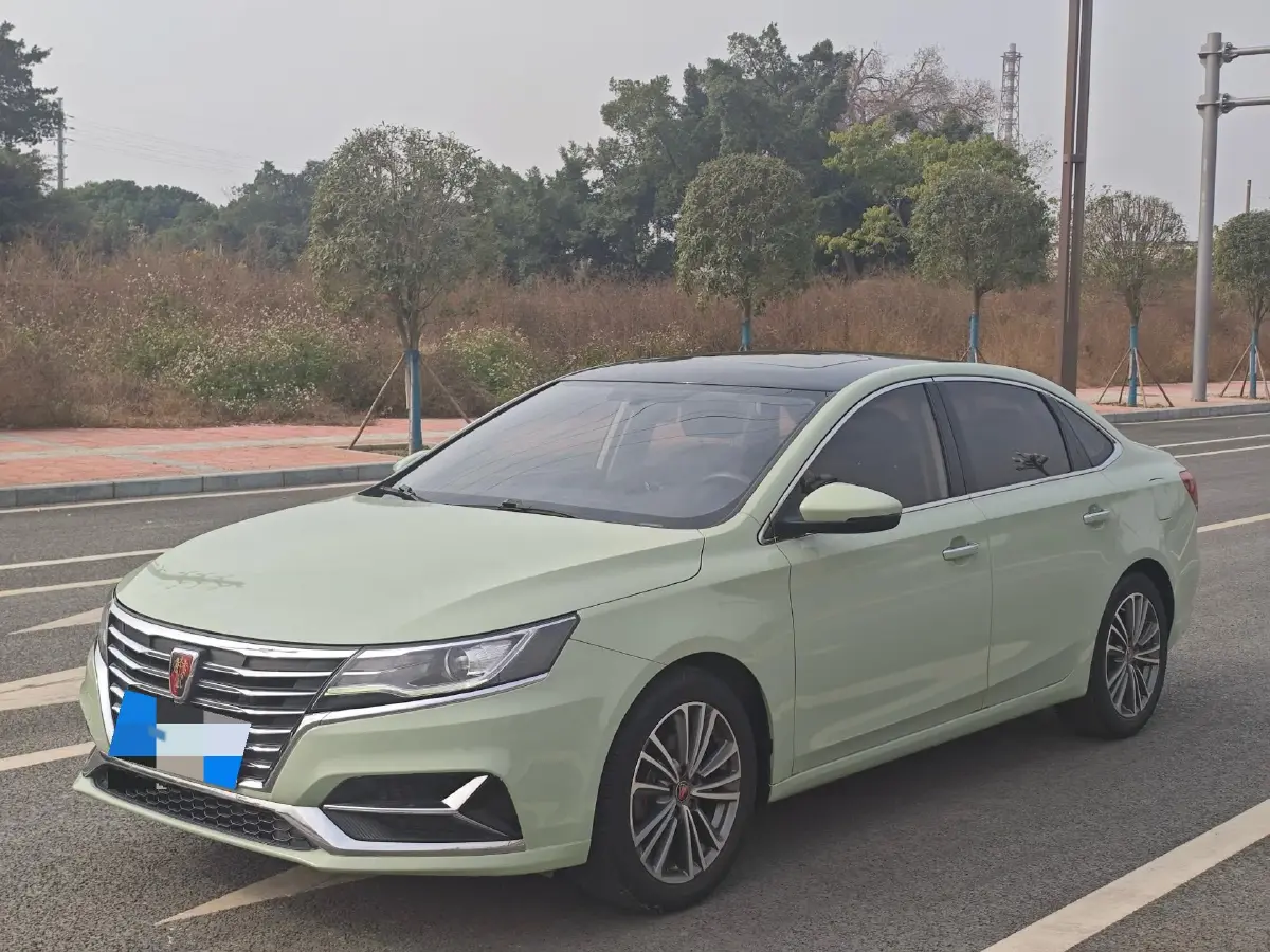 2020 Roewe i6 1.6L 125HP L4 CVT