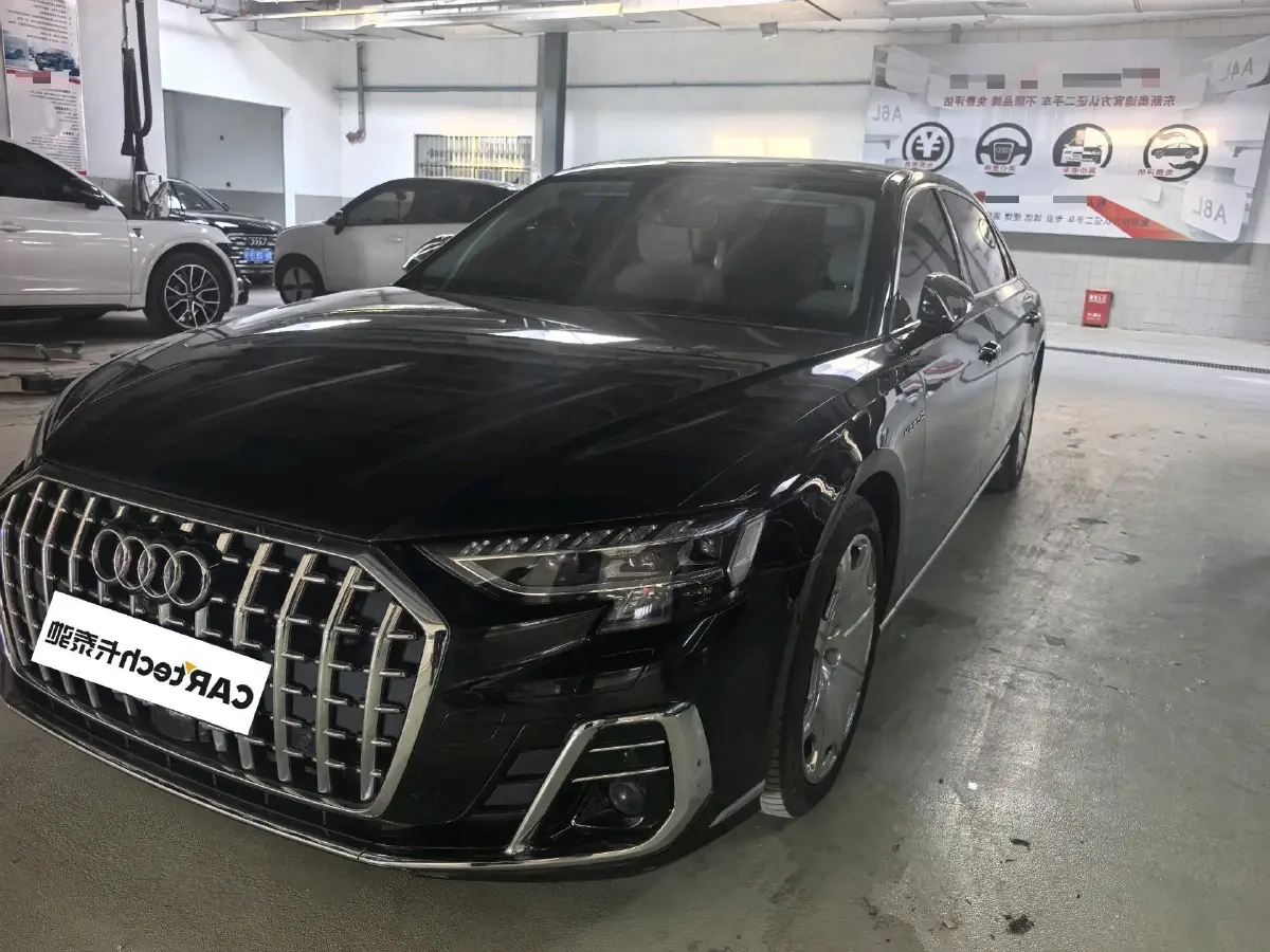 2022 Audi A8 3.0T 340HP V6 8AT