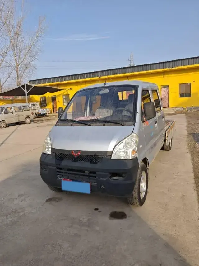 2015 WuLing RongGuang V 1.5L 112HP L4 5MT