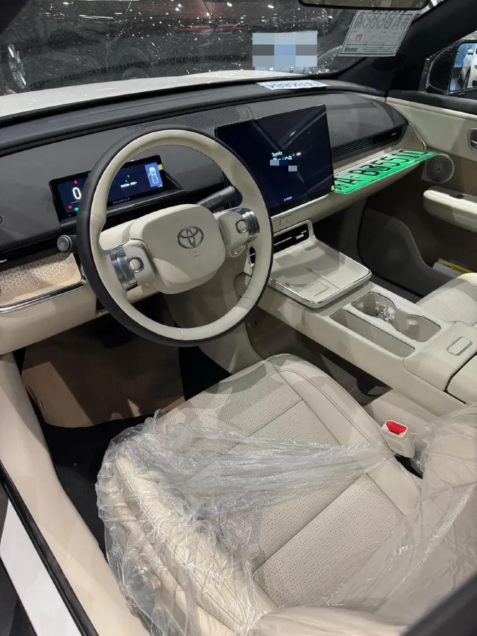 2025 Toyota BZ3X BEV 58.37KWH,autocango,china used car exporter,china ev exporter,chinese used car exporter,chinese used ev exporter