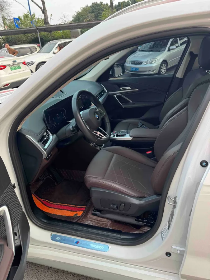 2023 BMW X1 2.0T 204HP L4 7DCT,autocango,china used car exporter,china ev exporter,chinese used car exporter,chinese used ev exporter