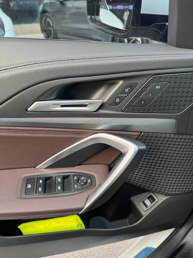 2023 BMW X1 2.0T 204HP L4 7DCT,autocango,china used car exporter,china ev exporter,chinese used car exporter,chinese used ev exporter