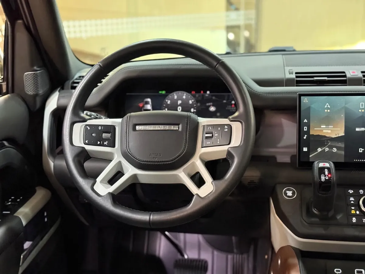 2022 Land Rover Defender 3.0T 400HP L6 8AT,autocango,china used car exporter,china ev exporter,chinese used car exporter,chinese used ev exporter