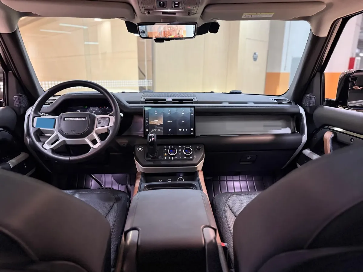 2022 Land Rover Defender 3.0T 400HP L6 8AT,autocango,china used car exporter,china ev exporter,chinese used car exporter,chinese used ev exporter