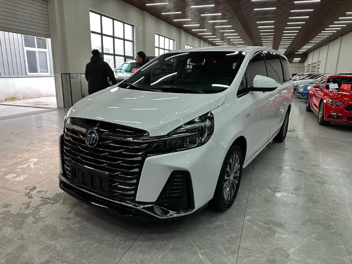 2023 Buick GL8 2.0T 237HP L4 9AT