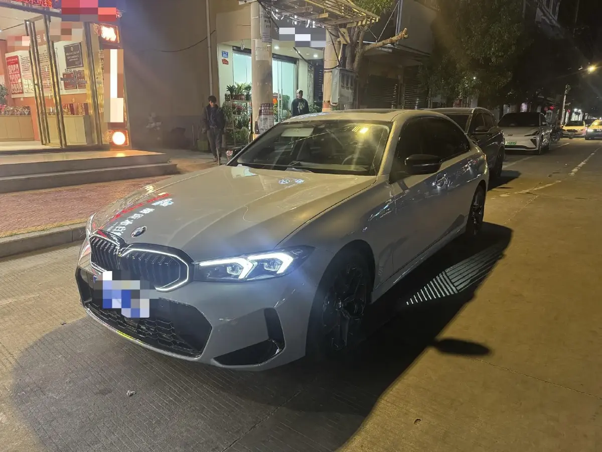 2025 BMW 3 Series 2.0T 245HP L4 8AT