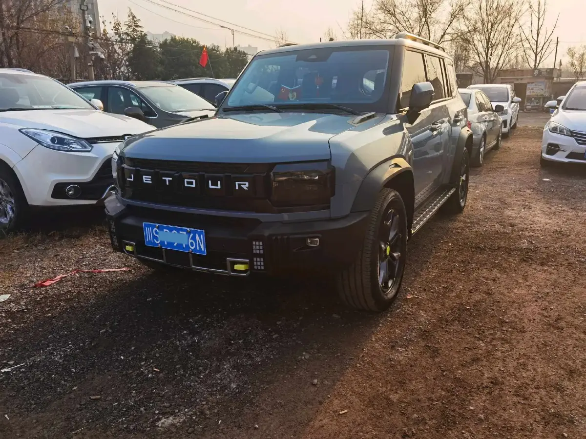 2023 Jetour Traveller 2.0T 254HP L4 7DCT