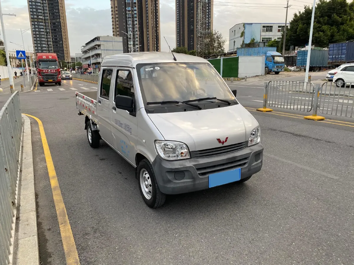 2023 WuLing ZhiGuang Mini Truck 1.5L 102HP L4 5MT,autocango,china used car exporter,china ev exporter,chinese used car exporter,chinese used ev exporter