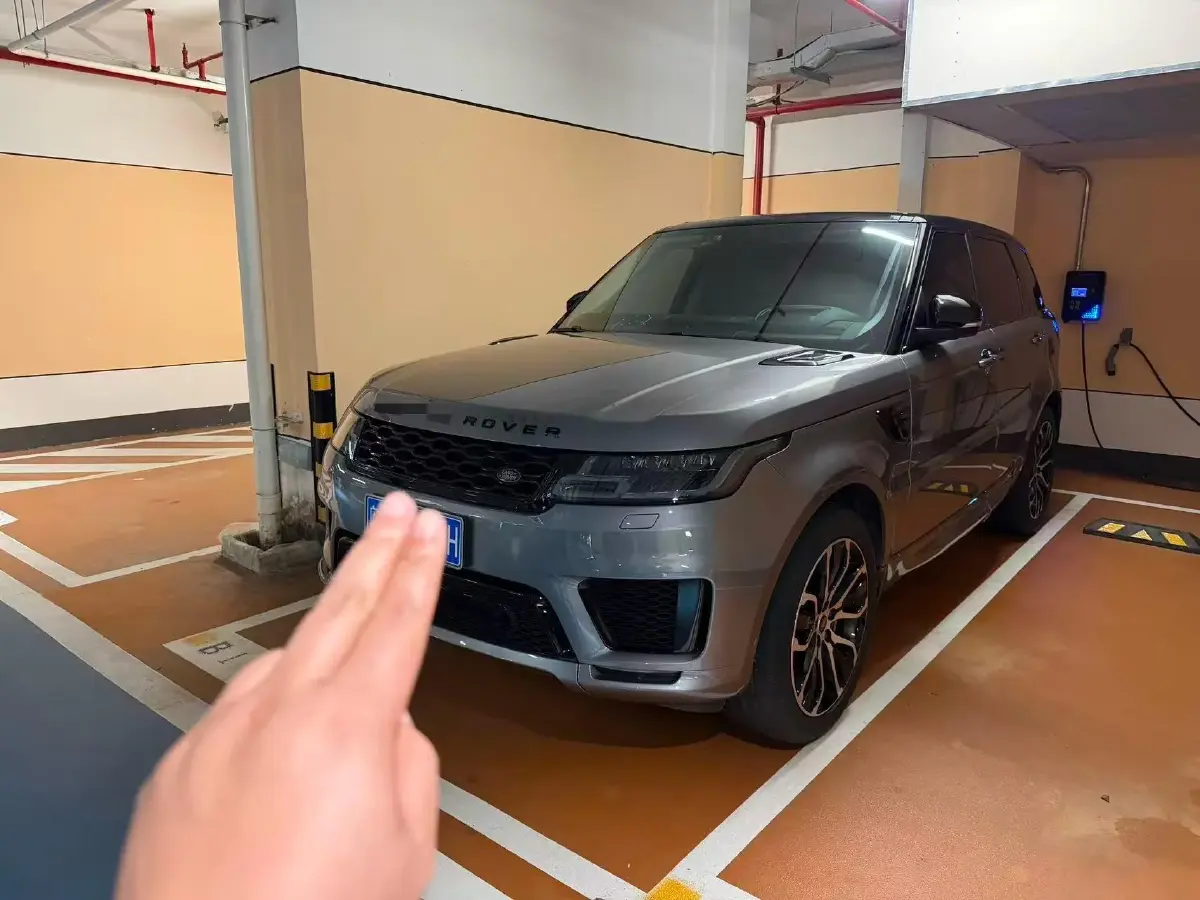 2021 Land Rover Range Rover Sport 3.0T 360HP L6 8AT