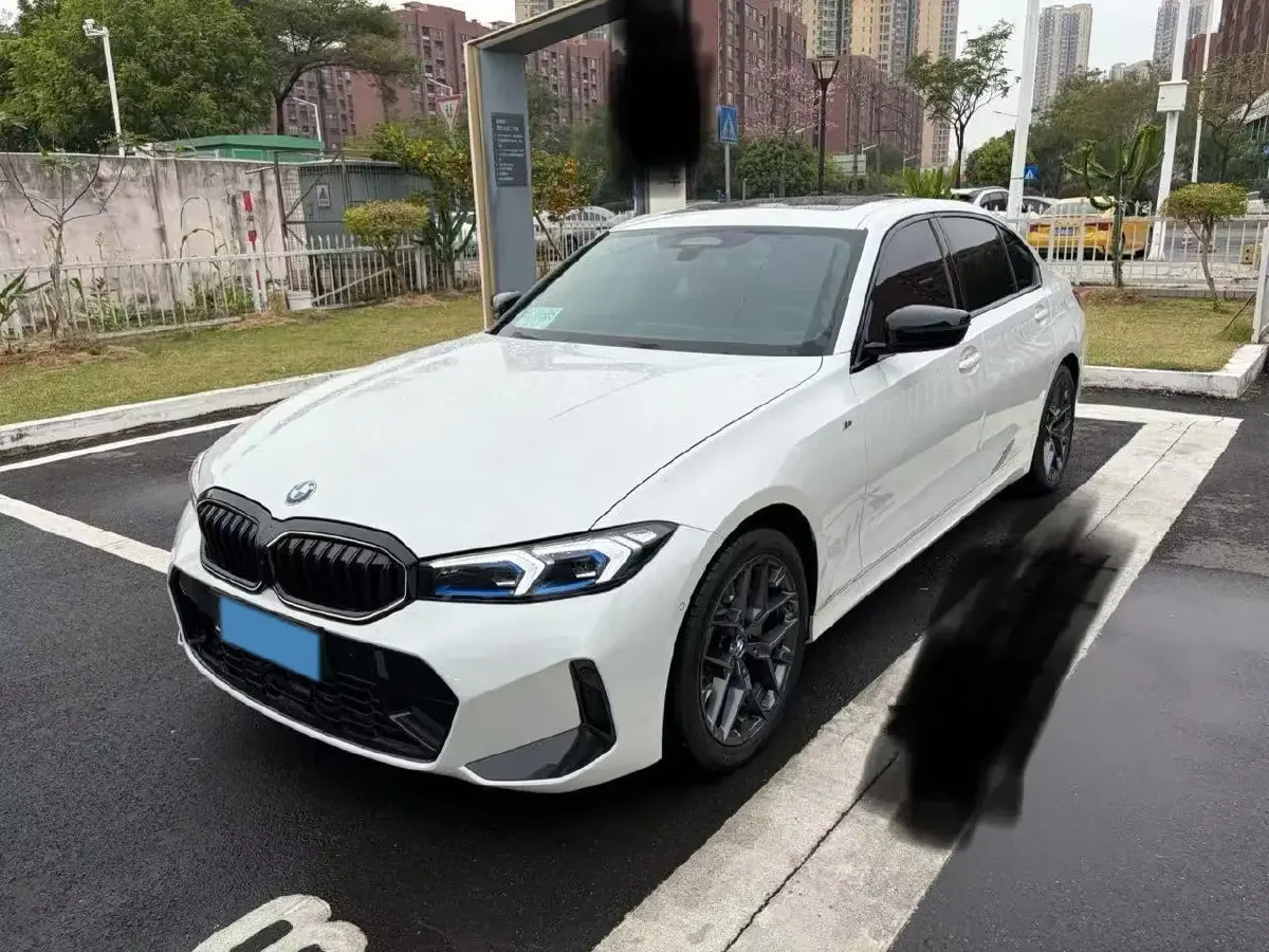 2025 BMW 3 Series 2.0T 245HP L4 8AT