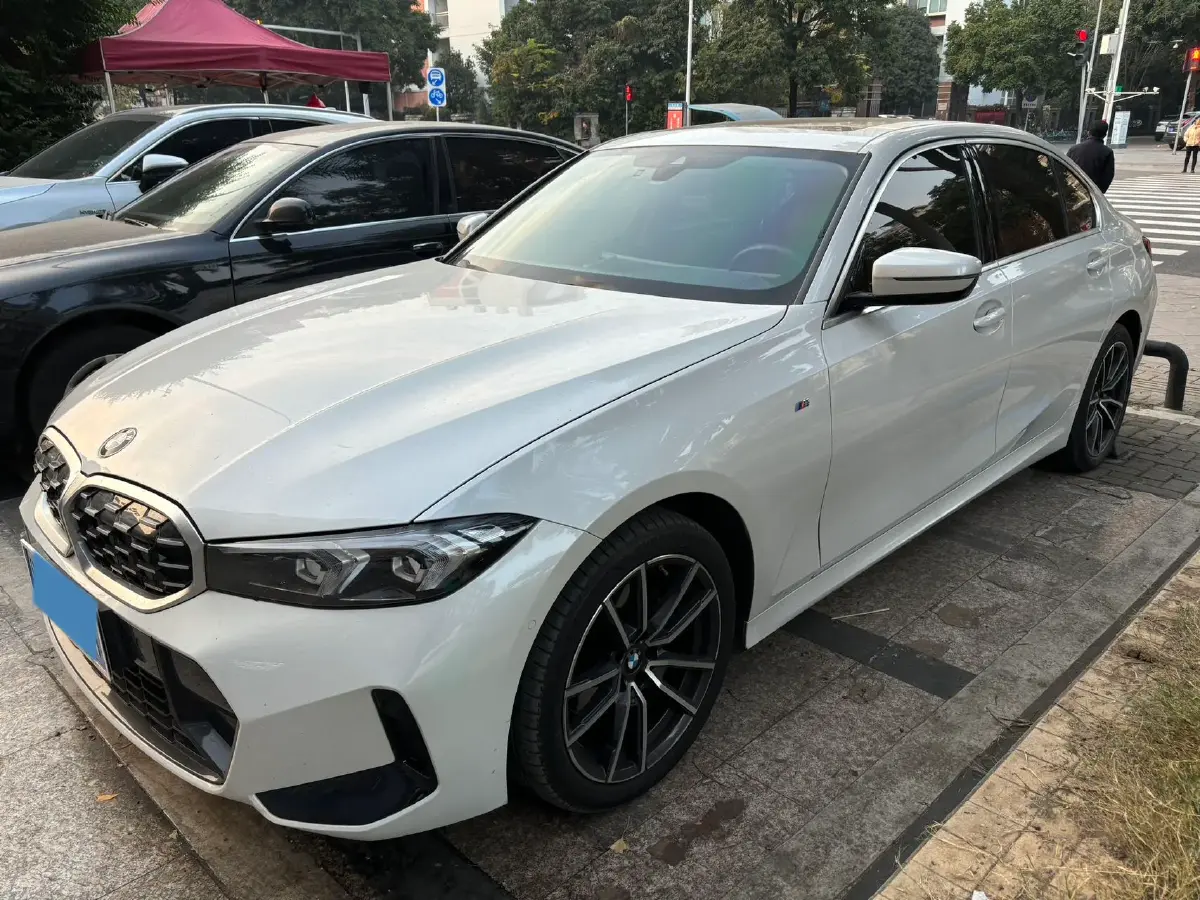 2023 BMW 3 Series 2.0T 184HP L4 8AT