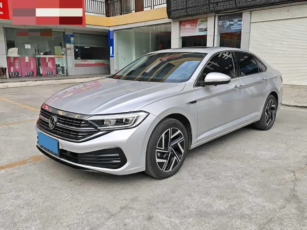 2023 Volkswagen Sagitar 1.5T 160HP L4 7DCT