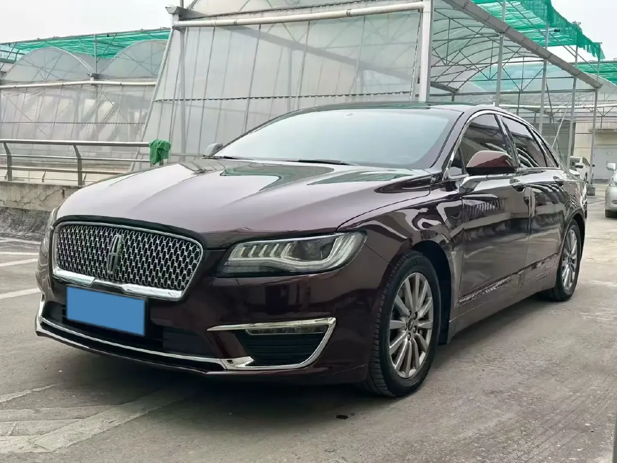 2019 Lincoln MKZ 2.0T 203HP L4 6AT