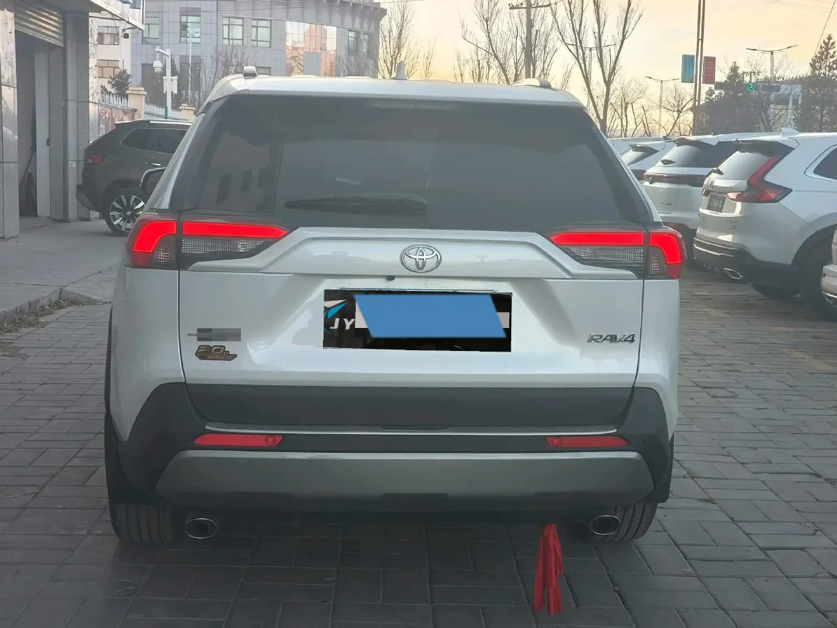2023 Toyota RAV4 2.0L 171HP L4 CVT,autocango,china used car exporter,china ev exporter,chinese used car exporter,chinese used ev exporter