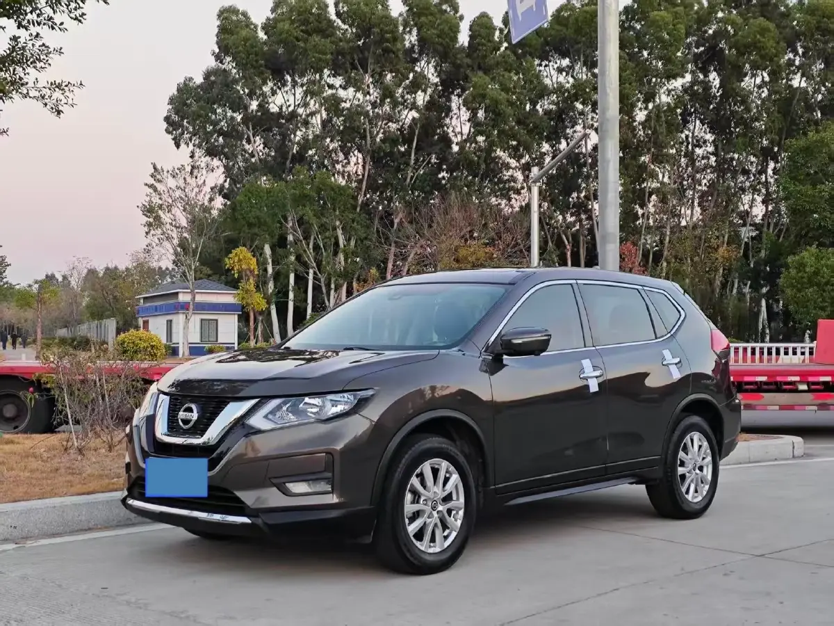 2020 Nissan X-Trail 2.0L 154HP L4 CVT