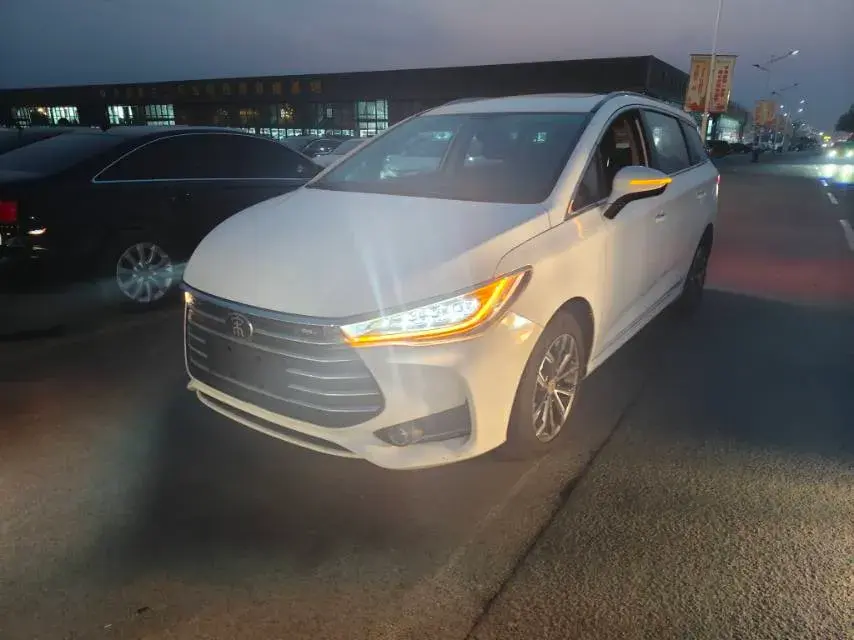 2021 BYD Song MAX 1.5T 160HP L4 6DCT