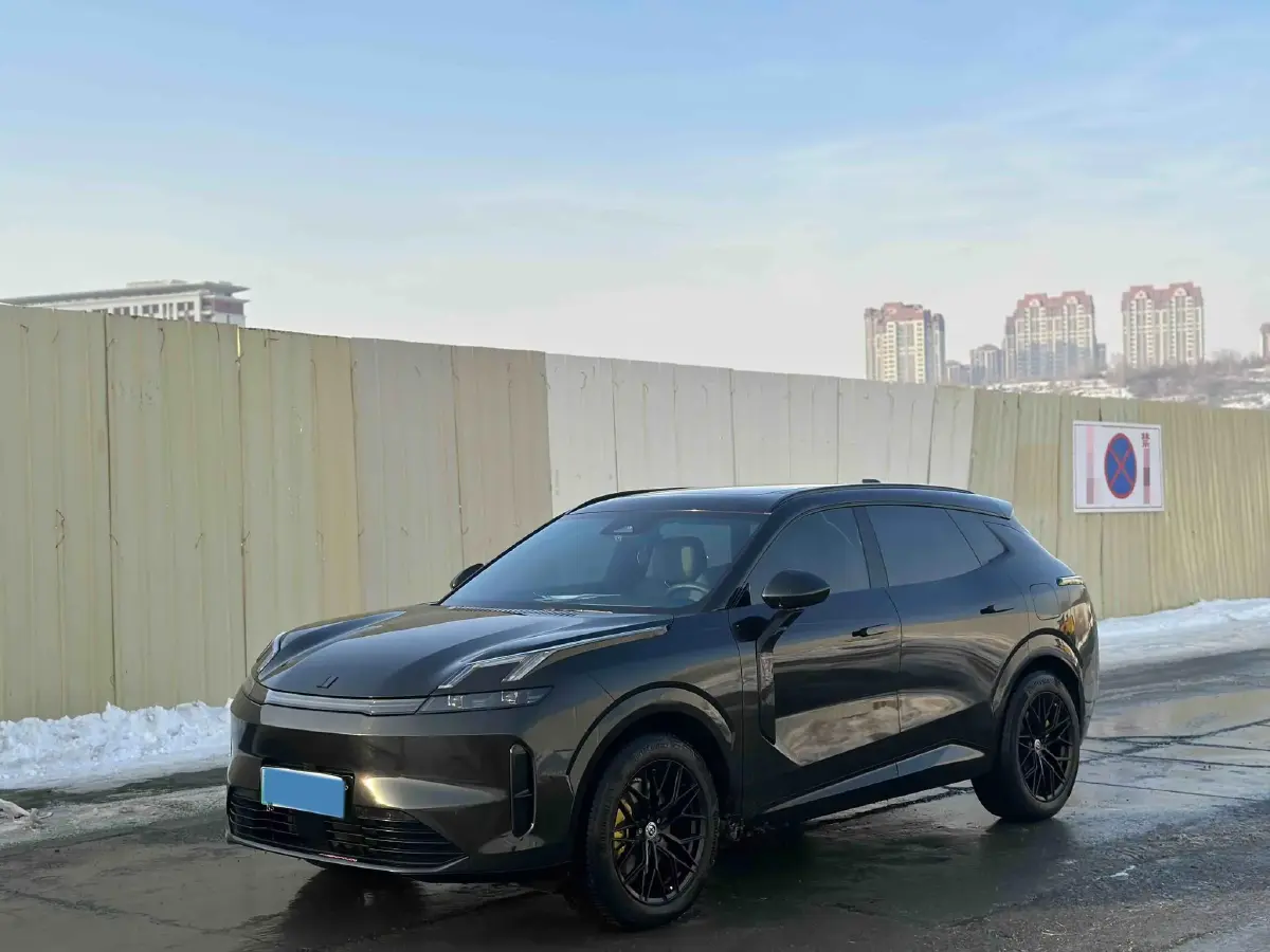 2024 LYNK&CO 08 EM-P 1.5T 163HP L4 3DHT PHEV 21.2KWH