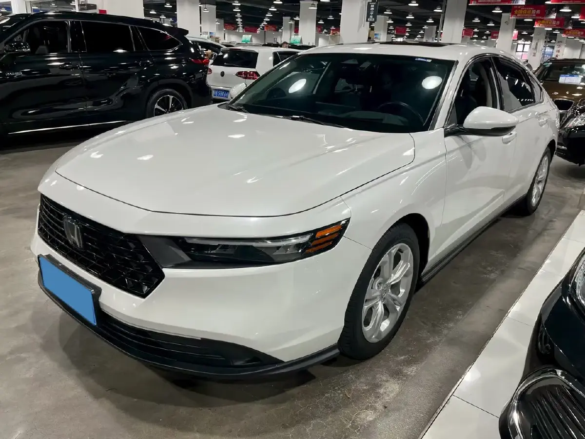 2023 Honda Accord 1.5T 192HP L4 CVT