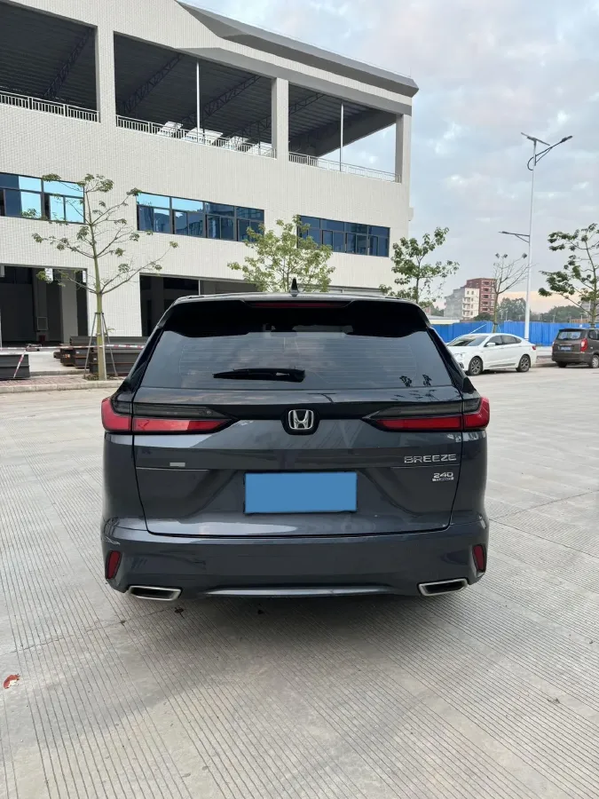2023 Honda Breeze 1.5T 193HP L4 CVT,autocango,china used car exporter,china ev exporter,chinese used car exporter,chinese used ev exporter