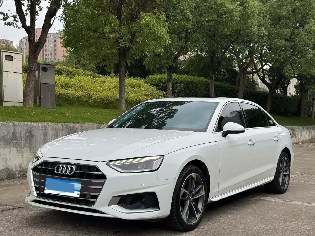 2020 Audi A4L 2.0T 190HP L4 7DCT