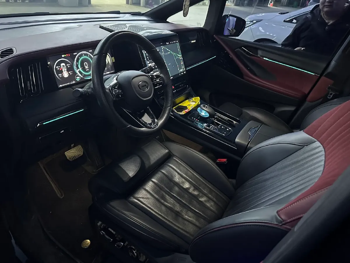 2024 GAC Trumpchi M8 2.0T 252HP L4 8AT,autocango,china used car exporter,china ev exporter,chinese used car exporter,chinese used ev exporter