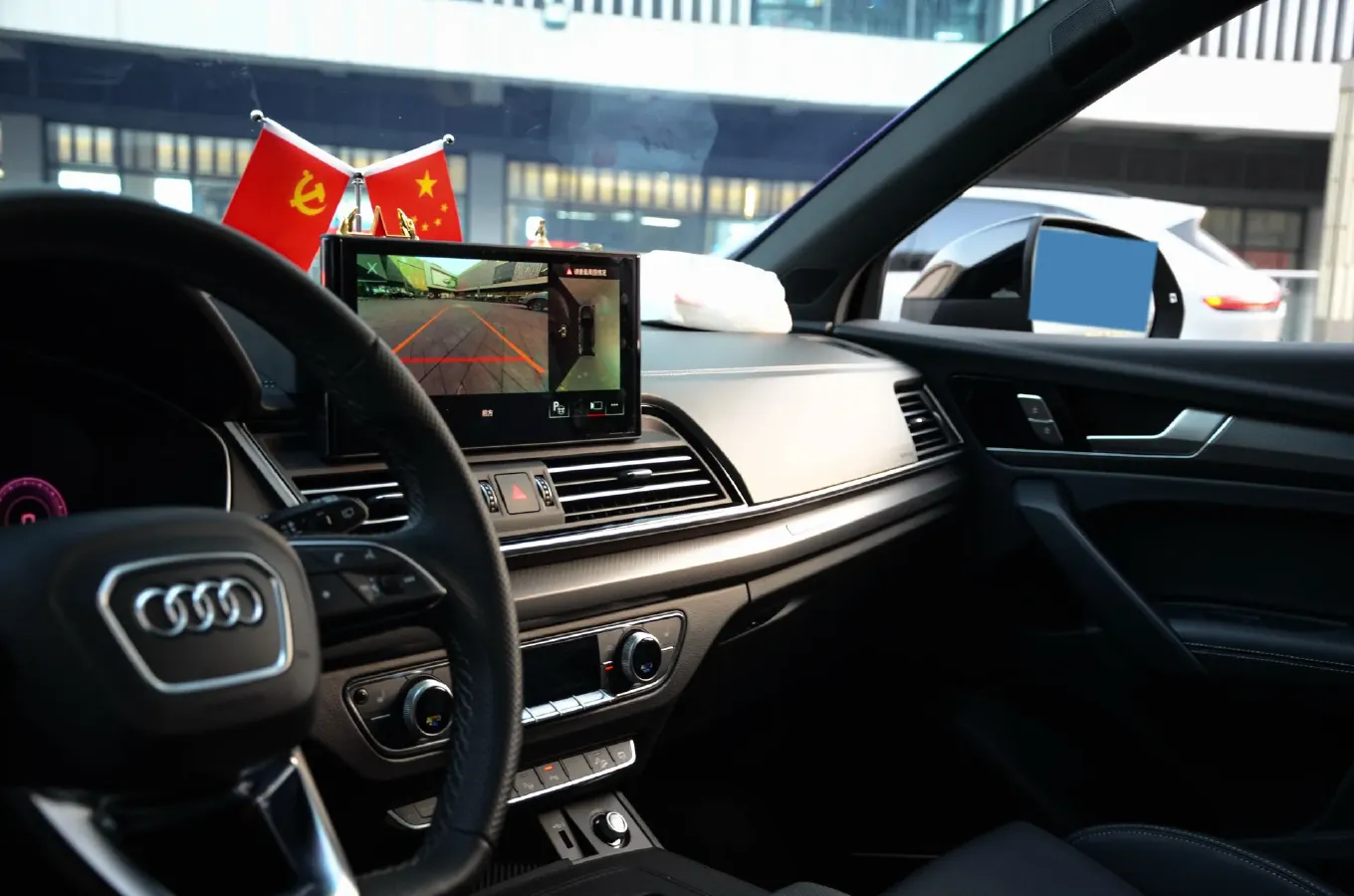 2025 Audi Q5L 2.0T 245HP L4 7DCT,autocango,china used car exporter,china ev exporter,chinese used car exporter,chinese used ev exporter