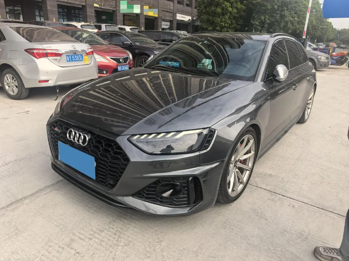 2020 Audi RS 4 2.9T 450HP V6 8AT