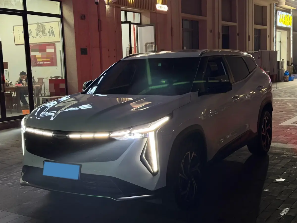 2023 Geely Azkarra 1.5T 181HP L4 7DCT