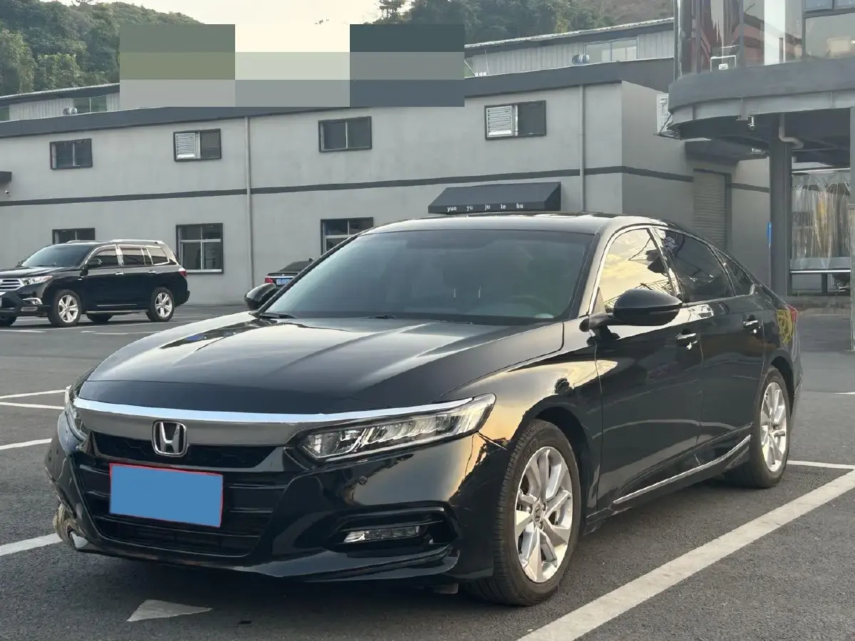 2018 Honda Accord 1.5T 194HP L4 CVT