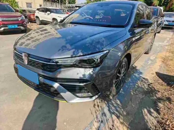 2021 Roewe i5 1.5L 120HP L4 CVT