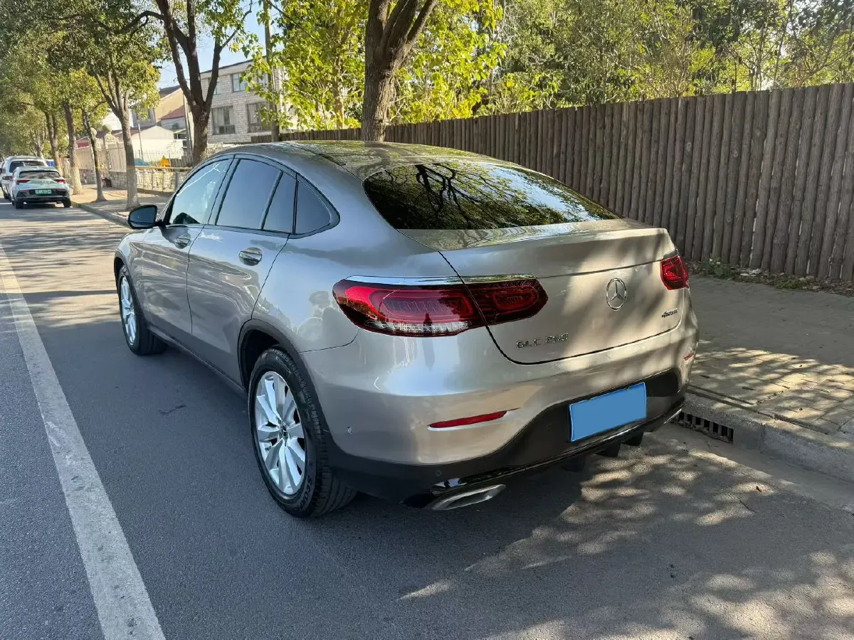 2020 Mercedes-Benz GLC Coupe 2.0T 197HP L4 9AT,autocango,china used car exporter,china ev exporter,chinese used car exporter,chinese used ev exporter