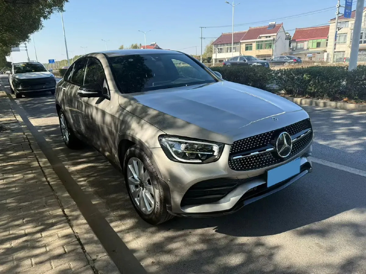 2020 Mercedes-Benz GLC Coupe 2.0T 197HP L4 9AT,autocango,china used car exporter,china ev exporter,chinese used car exporter,chinese used ev exporter