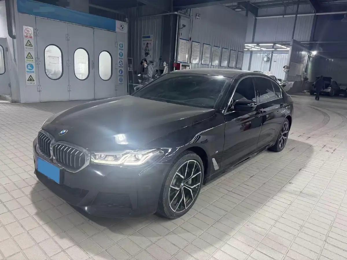 2021 BMW 5 Series 2.0T 252HP L4 8AT