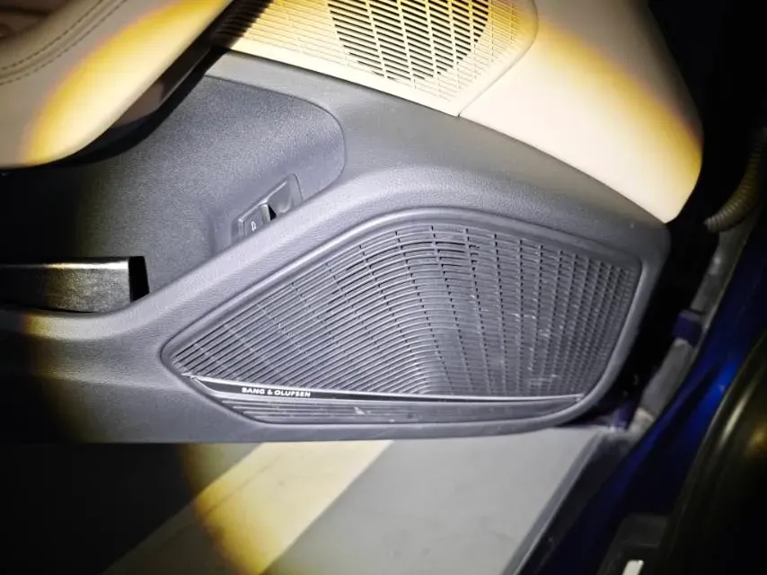 2021 Audi A4 2.0T 252HP L4 7DCT,autocango,china used car exporter,china ev exporter,chinese used car exporter,chinese used ev exporter