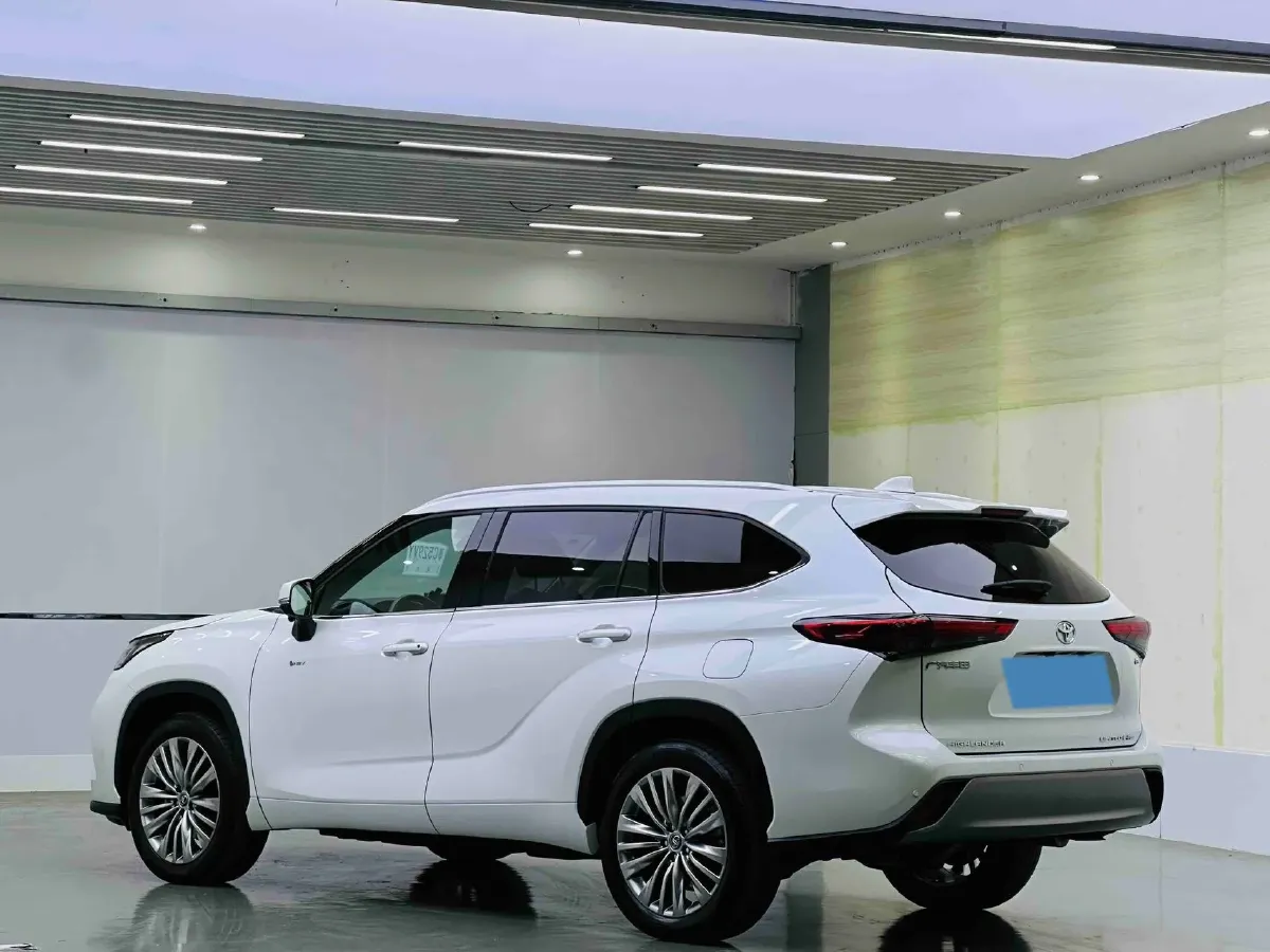 2024 Toyota Highlander 2.5L 189HP L4 E-CVT Hybrid,autocango,china used car exporter,china ev exporter,chinese used car exporter,chinese used ev exporter