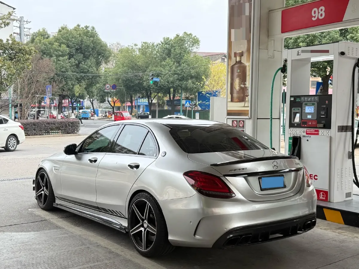 2021 Mercedes-Benz C AMG 4.0T 476HP V8 9AT,autocango,china used car exporter,china ev exporter,chinese used car exporter,chinese used ev exporter