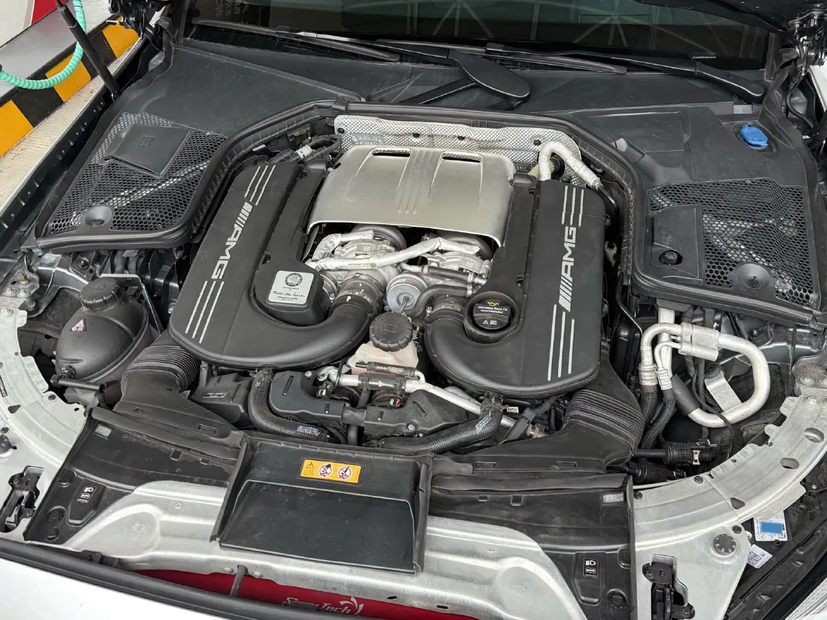 2021 Mercedes-Benz C AMG 4.0T 476HP V8 9AT,autocango,china used car exporter,china ev exporter,chinese used car exporter,chinese used ev exporter