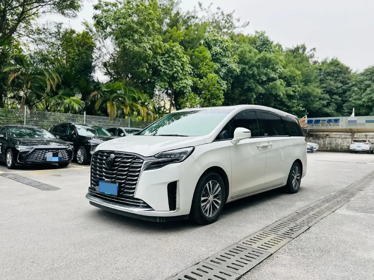 2023 Buick GL8 2.0T 237HP L4 9AT