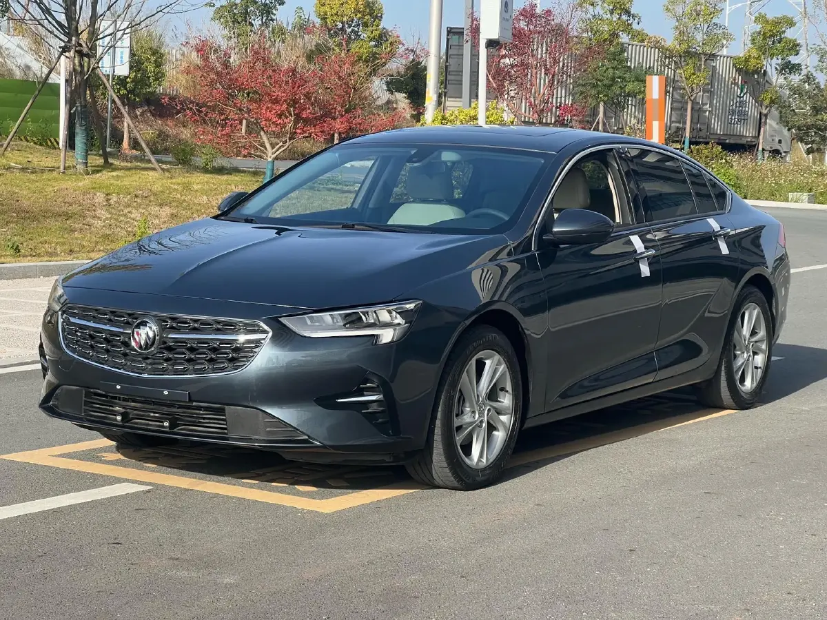 2020 Buick Regal 1.5T 169HP L4 9AT