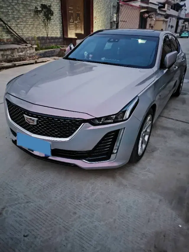 2020 Cadillac CT5 2.0T 237HP L4 10AT