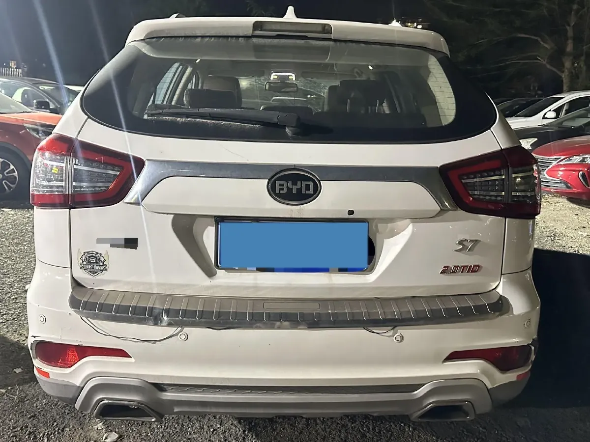 2017 BYD S7 2.0T 205HP L4 6DCT,autocango,china used car exporter,china ev exporter,chinese used car exporter,chinese used ev exporter