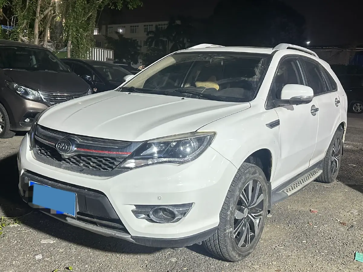 2017 BYD S7 2.0T 205HP L4 6DCT
