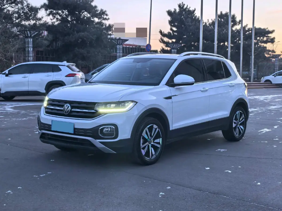 2021 Volkswagen Tacqua 1.5L 113HP L4 6AT