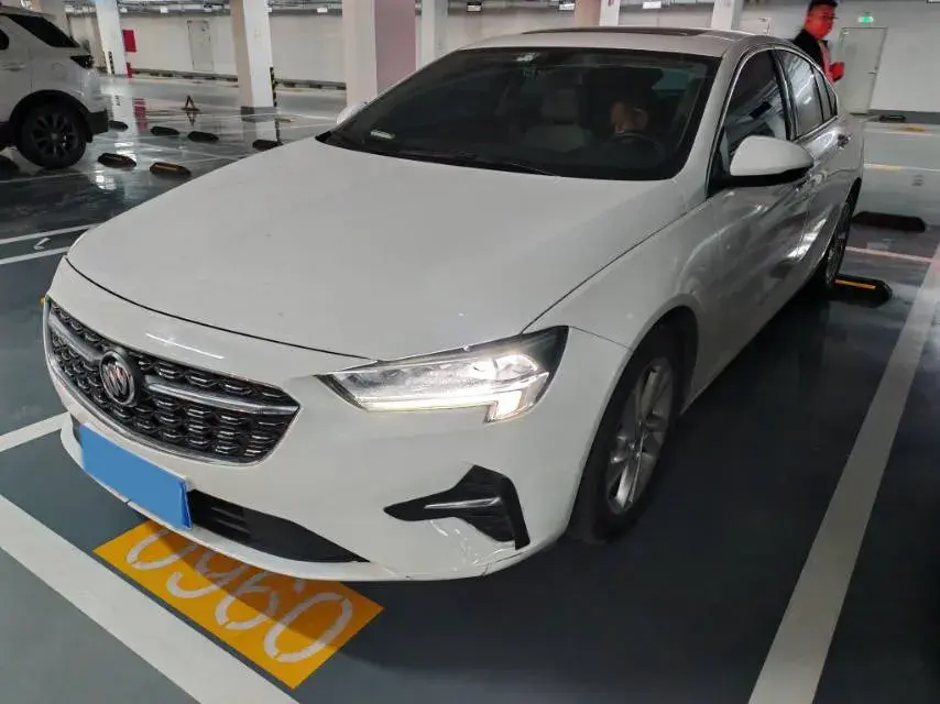 2020 Buick Regal 1.5T 169HP L4 9AT