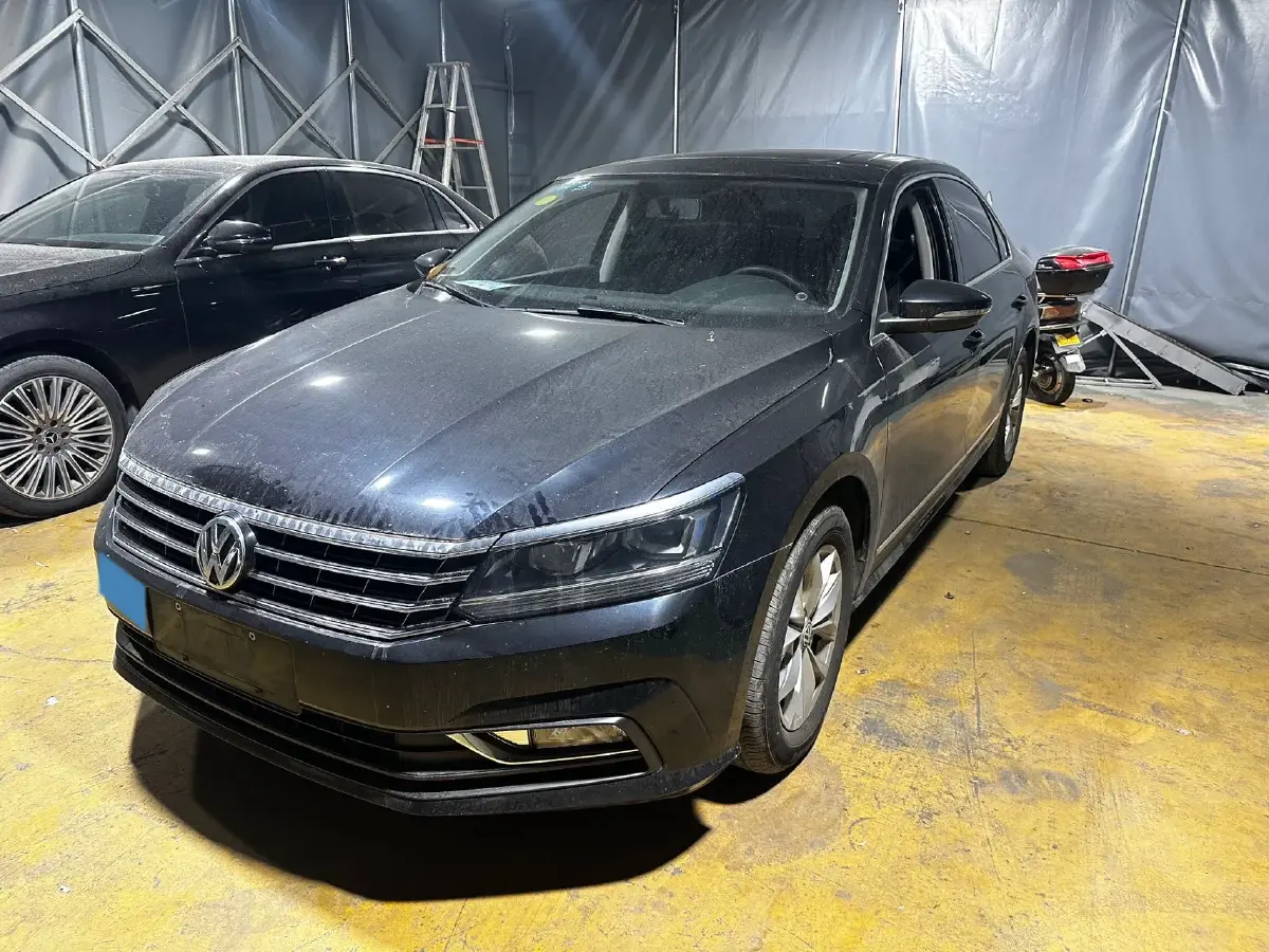 2015 Volkswagen Passat 1.8T 160HP L4 6AT